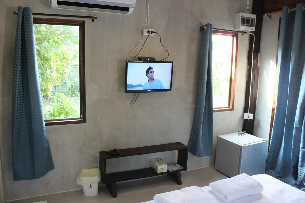 Hotel Baan Suan La Moon Chiang Khan Exterior foto