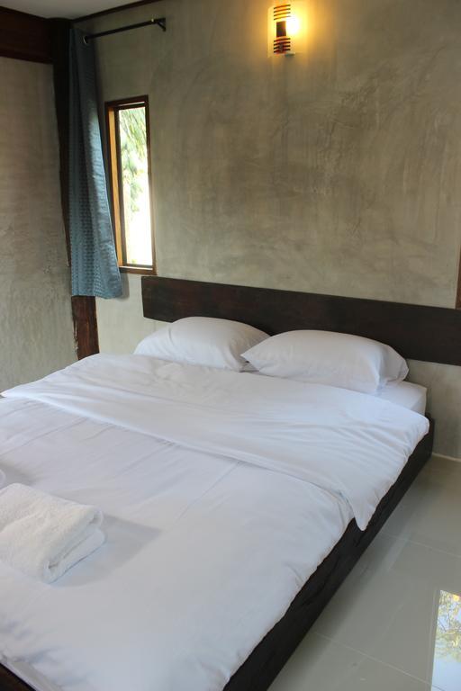 Hotel Baan Suan La Moon Chiang Khan Exterior foto
