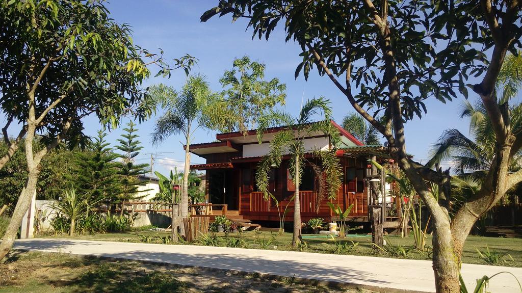 Hotel Baan Suan La Moon Chiang Khan Exterior foto