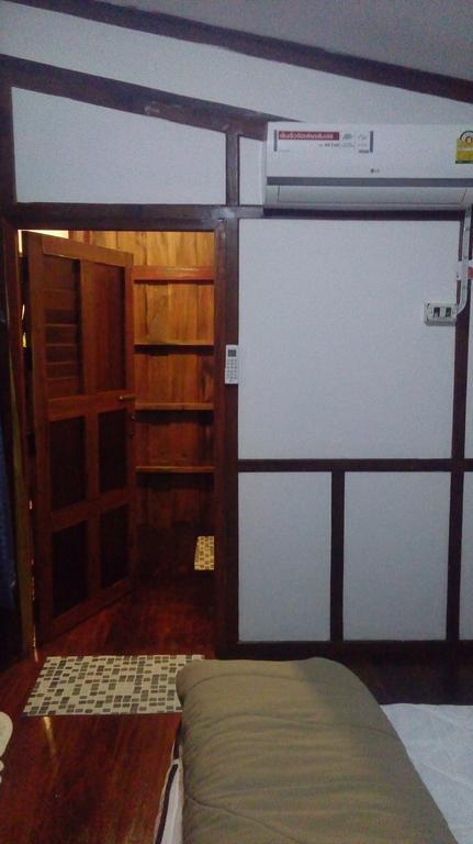 Hotel Baan Suan La Moon Chiang Khan Exterior foto