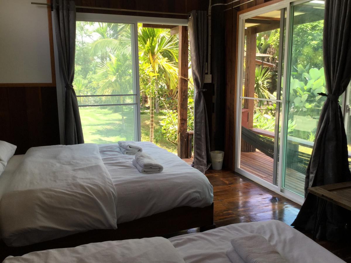 Hotel Baan Suan La Moon Chiang Khan Exterior foto